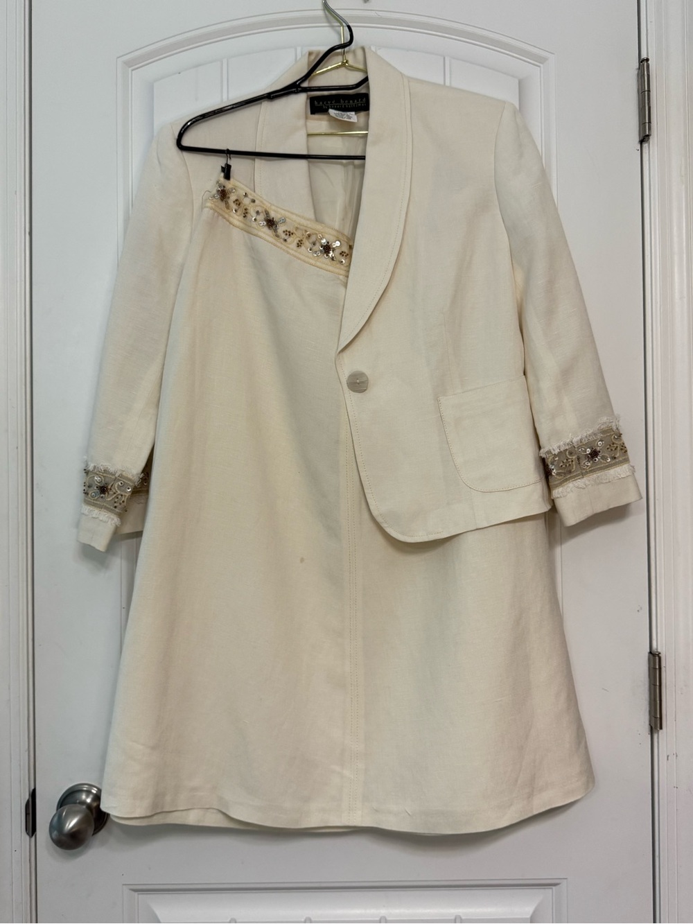 Vintage Linen Blend Cream Embellished Cuff Blazer and Skirt Suit Set Size 10